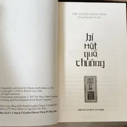 ĐỊCH CÔNG KỲ ÁN: BÍ MẬT QUẢ CHUÔNG (Tác giả: Robert Van Gulik) 705197