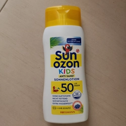 Kem chống nắng Rossmann 50