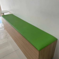 Ghế băng dài còn mới