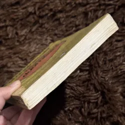 Bút ký dưới hầm 763370