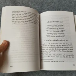 THẨM BÌNH THƠ CA TIẾNG VIỆT NGUYỄN ÁI QUỐC - HỒ CHÍ MINH 700993