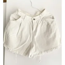 MỚI 98%****QUẦN SHORT THÔ TRẮNG HÌNH MÈO* FREESIZE* TẶNG QUÀ 0Đ FREESHIP 591559