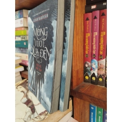 Móng vuốt quạ đen (bộ 2 tập) - Leigh Bardugo 378045