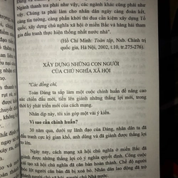 Xây dựng Đảng hệ thống chính trị trong sạch vững mạnh theo tư tưởng phong cách Hồ Chí Minh 538749