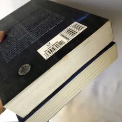 Ánh sáng vô hình - Anthony Doerr 927750