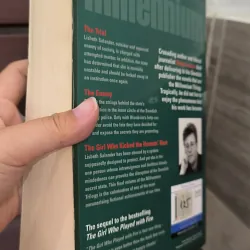 The Girl Who Kicked the Hornets' Nest (khổ lớn) 932536