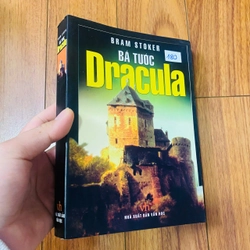 BA TƯỚC DRACULA