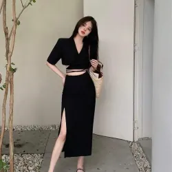 Set áo cột eo + chân váy đen dài 990563