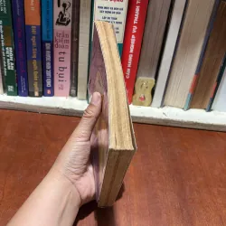 [Bìa Có Viết Vẽ] - II Lịch Sử, Văn Hoá: Huế Giữa Chúng Ta - Lê Văn Hảo - 1984 797145