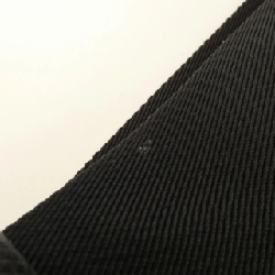 Túi đeo chéo Louis Vuitton Taiga Avenue M30443 - Hàng hiệu Chính hãng 768097