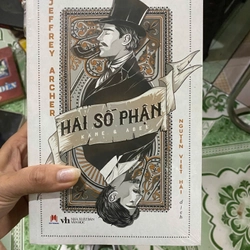 Hai số phận bìa mềm 