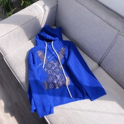 Áo hoodie len ép đính đá 316054