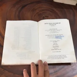 II Văn Học: Những Trang Sách Khép Mở (Quyển 2) - Trần Áng Sơn - 2002 999231