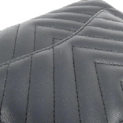 Túi xách chéo Chanel 35200 613306