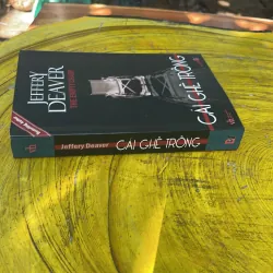 COMBO JEFFEREY DEAVER: TRĂNG LẠNH & CÁI GHẾ TRỐNG 748865
