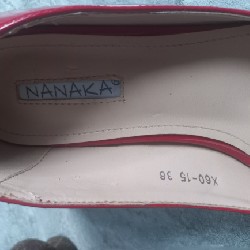 Giày nữ size 38, 39 chân mỏng