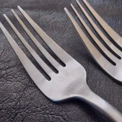 Nĩa ăn Inox 304 màu bạc MỚI 98% 1029457