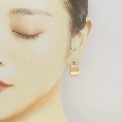 Bông tai 750YG - Hàng hiệu Authentic 876650