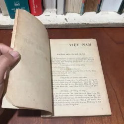II Văn Học Việt Nam: Chuyện Làng Văn _ Việt Nam Và Thế Giới (2 Tập) - 1987 752314