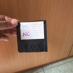 Đĩa mềm floppy disk Maxell 2HD 442178
