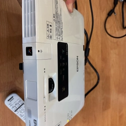 Máy chiếu Epson còn rất mới.  508949