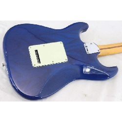 ＦＥＮＤＥＲ ＤＥＬＵＸＥ ＳＴＲＡＴＯＣＡＳＴＥＲ - Hàng hiệu Authentic 879094