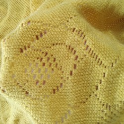 Khăn choàng cổ bằng len màu vàng đồng 10753