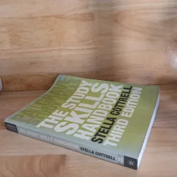 The Study Skills Handbook (Third Edition) - Stella Cottrell 936376