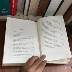 II Văn Học: Đường Vào Thơ _ Truyện Kiều Và Chủ Nghĩa Hiện Thực - Lê Đình Kỵ - 2015 709008