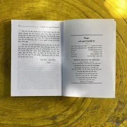 CHUYỆN MỘT NGƯỜI KÍNH KHỐ ĐỎ - PHẠM KHẢI TRI 998158