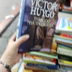 Thằng Gù Nhà Thờ Đức Bà - Victor Huygo  1022945