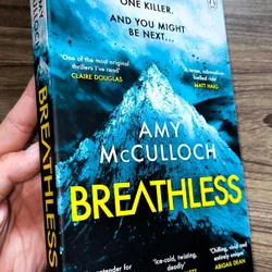 Amy McCulloch - Breathless (Penguin book, UK) (preloved)