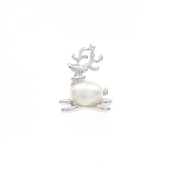 Brooch ngọc trai nước ngọt Tasaki