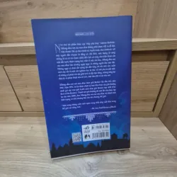 Sách "Những đứa con nửa đêm" 754307