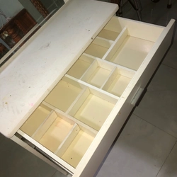Kệ đựng đồ trang điểm hoặc đồ dùng cá nhân 477754