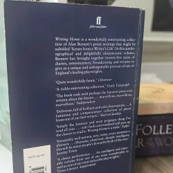 Writing Home (a collection of diaries, essays, and reflections) Alan Bennett 795614