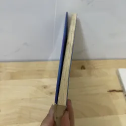 Phù thuỷ truyền thông trong thế giới số 753125