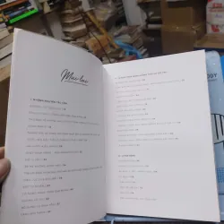 Sách: Sống như người Paris - Dịch: Ngô Diệu Châu (B1) 728189