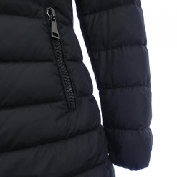 Áo khoác lông vũ MONCLER 636642