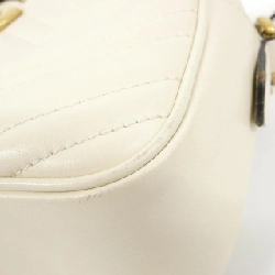 Túi đeo vai GG MARMONT 447632 DTD1T của Gucci 608536