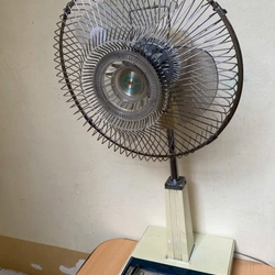 Quạt Lửng Nhật hiệu Nec (Sanyo) 2 đồng hồ ,túp năng cáp ,4 số .