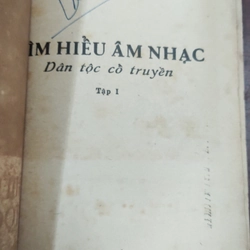 TÌM HIỂU ÂM NHẠC DÂN TỘC CỔ TRUYỀN 330043