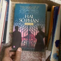 Hai số phận