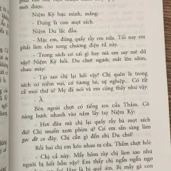 Tiểu thuyết HOA HỒNG KHÓC TRONG ĐÊM (Quỳnh Dao) 778132