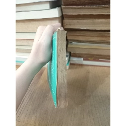 Sách tiếng Nga 9: A dictionary of English proverbs in modern use 754778