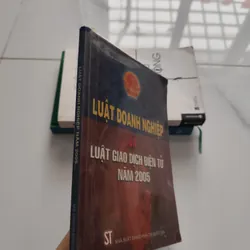 Luật doanh nghiệp và luật giao dịch điện tử 2005 575147