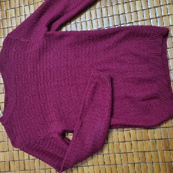 Áo len đỏ đô size M