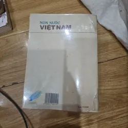 Non nước Việt Nam 
70k 781345