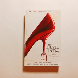 The Devil Wears Prada - Lauren Weisberger

