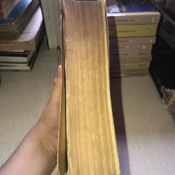 Hán-Việt Từ Điển- Nguyễn Văn Khôn 937392